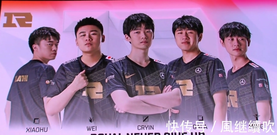 中始终保持 中始终保持